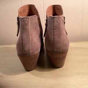 Frye Julie light brown 8.5 Womens ankle boots